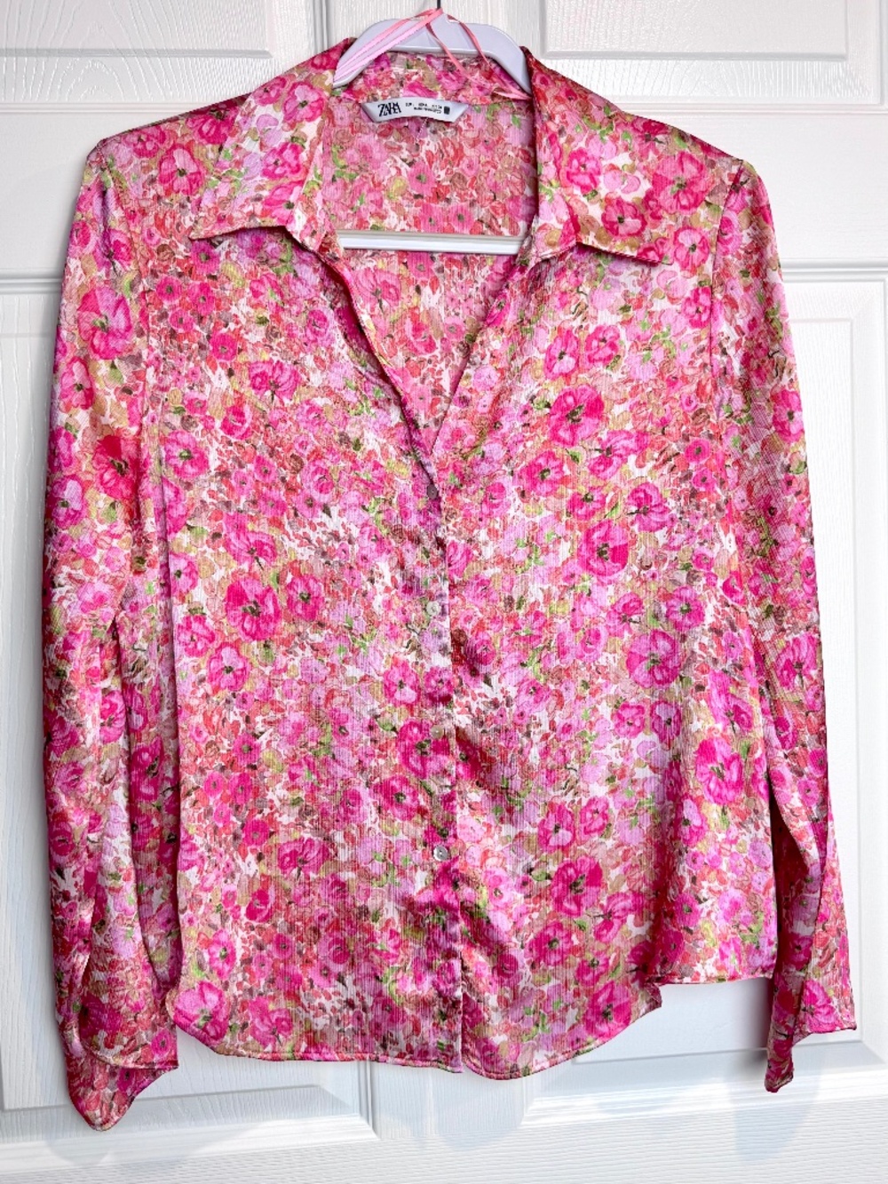 Zara Floral Long Sleeve Blouse Vibrant Silk Texture Size US Large EUC